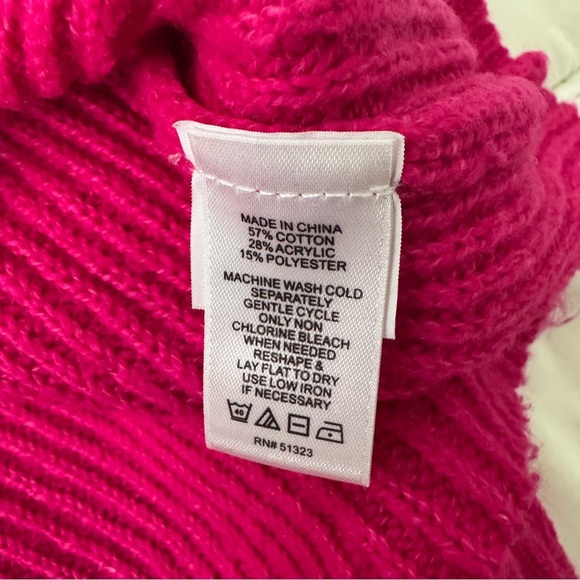 CeCe Pink Crew Neck Sweater Soft Knit - Picture 7 of 8